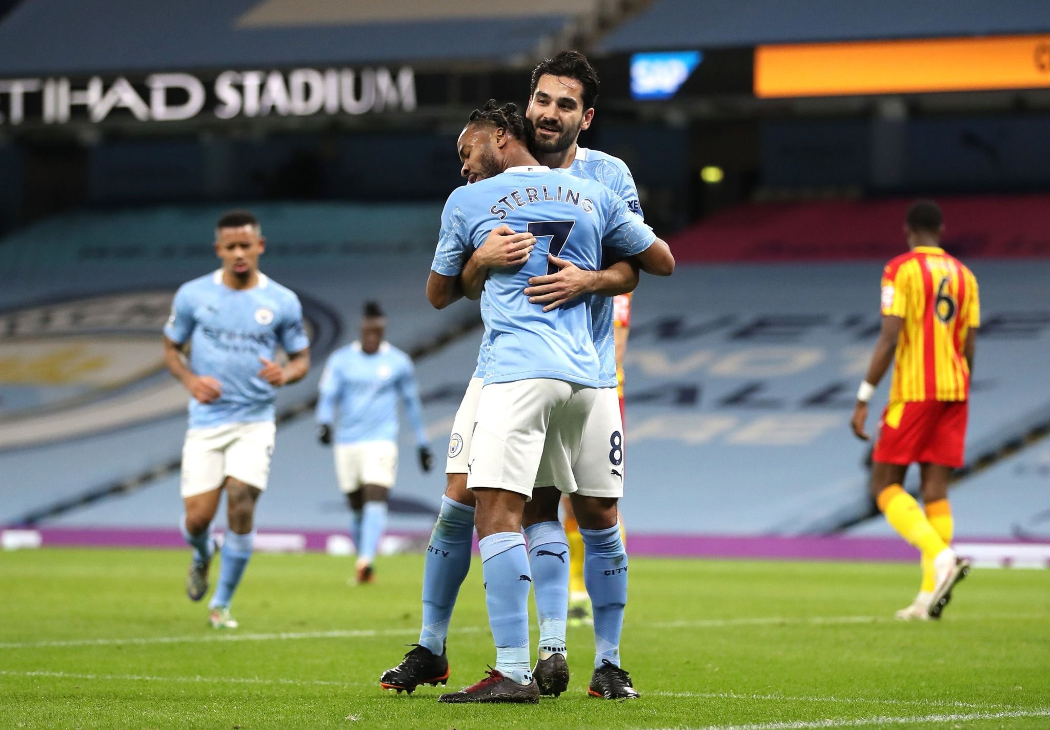 话使人印象 话使人印象